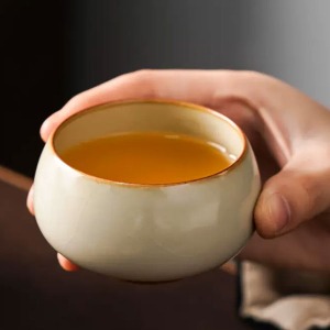 90ml pottery teacup of Hwang Yeo-yo&#039;s preference