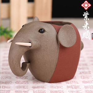 an elephant pencil case