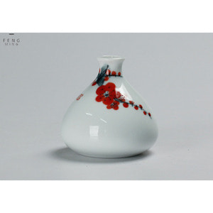 Pottery vase 7